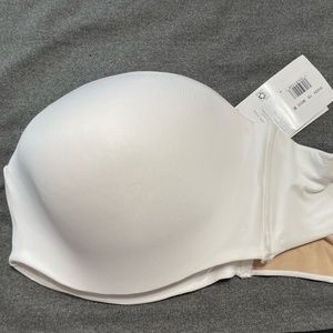 Maidenform 38DDD perfect coverage strapless bra with straps included in white